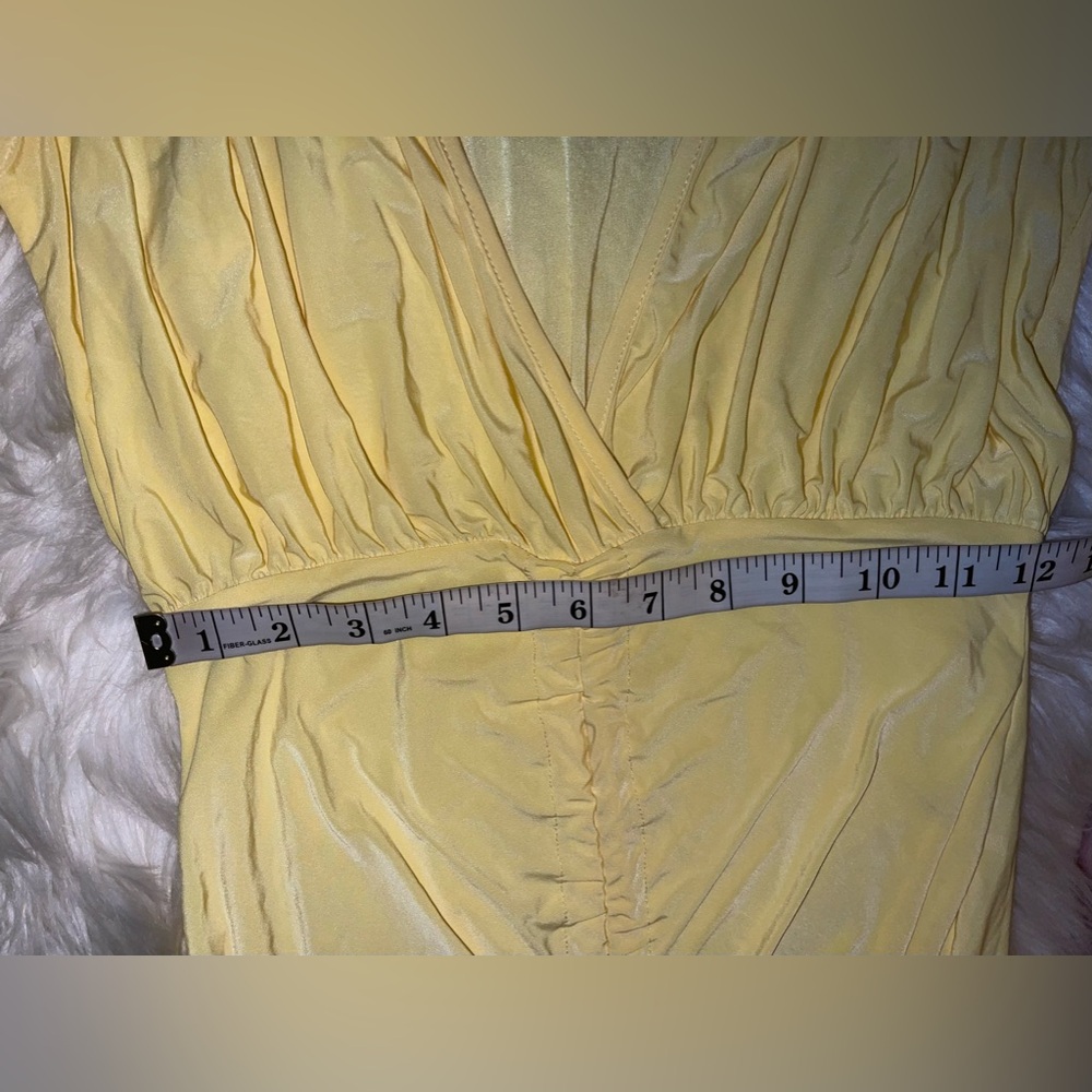 NWT💫 PLT Oriana lemon plunge rushed bodycon dress - Picture 9 of 16